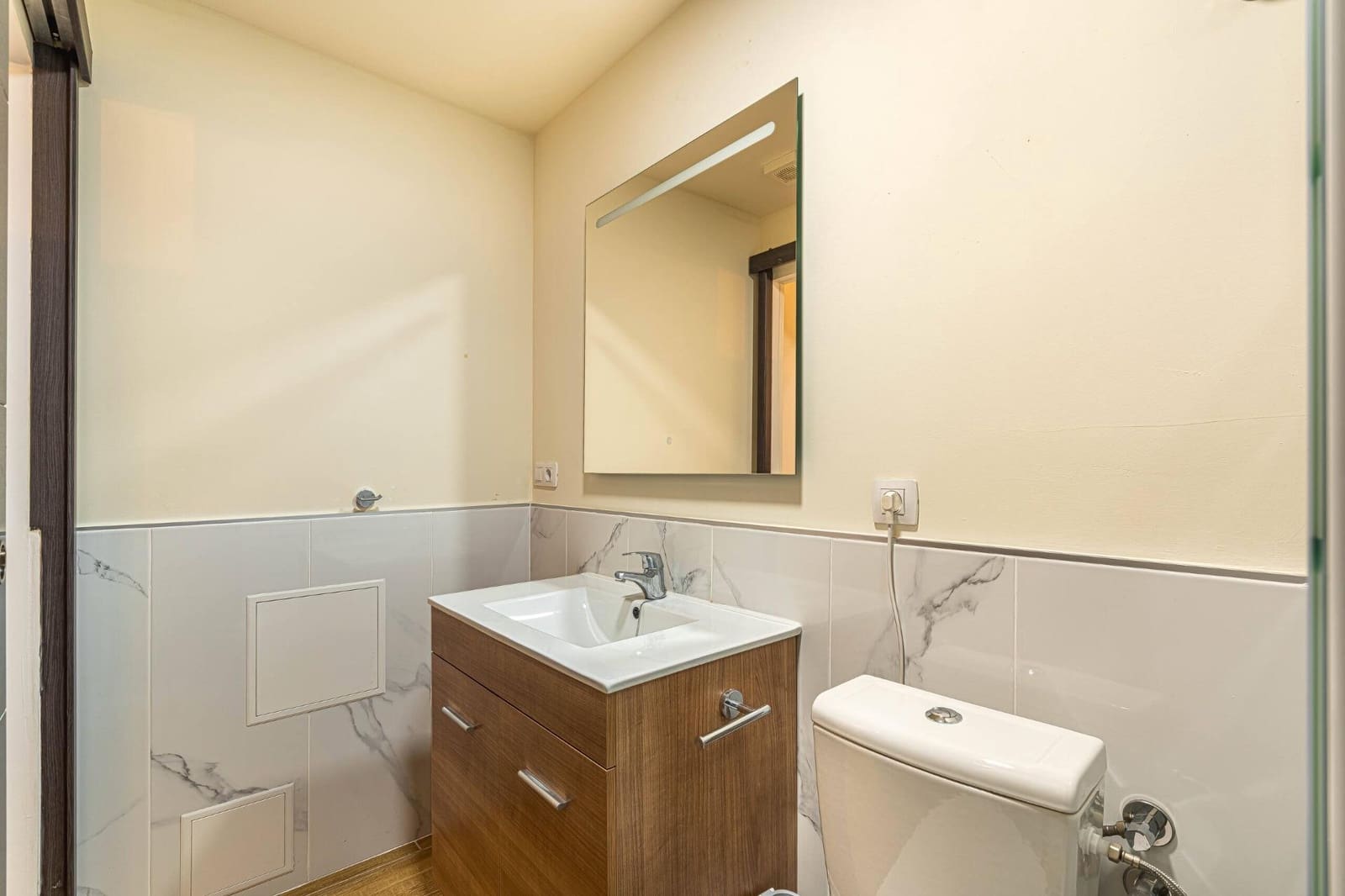 4 bedroom Villa for sale in El Medano with garage - € 485,000 (Ref: 9234863)