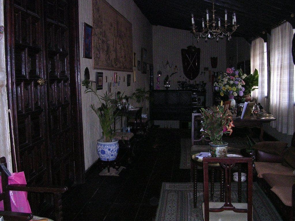 30 soverom Hus til salgs i San Cristobal de La Laguna med garasje - € 1 940 000 (Ref: 9234871)