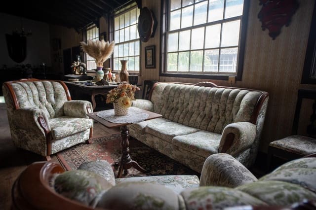 30 soverom Hus til salgs i San Cristóbal de La Laguna med garasje - € 1 940 000 (Ref: 9234871)