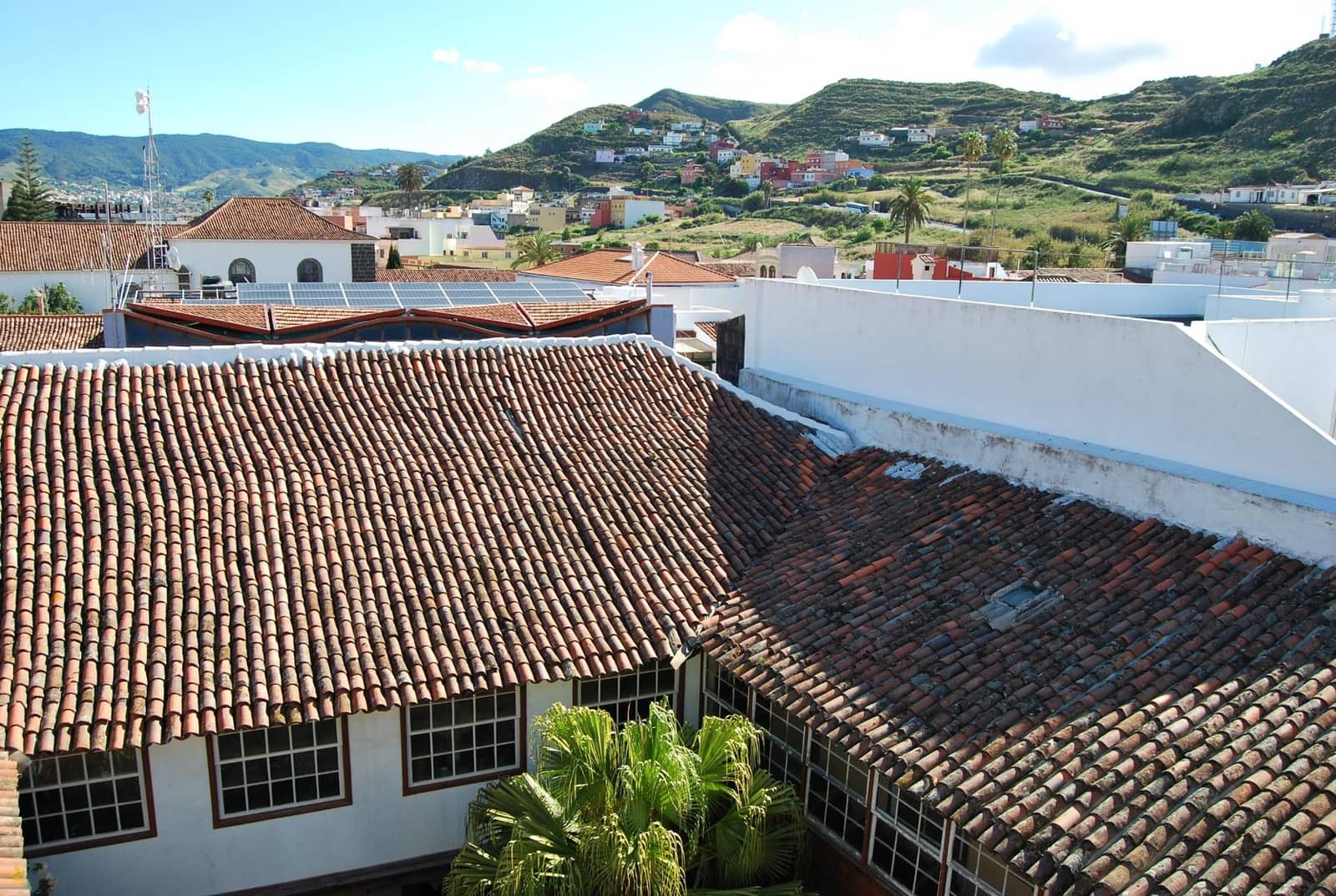 30 soverom Hus til salgs i San Cristobal de La Laguna med garasje - € 1 940 000 (Ref: 9234871)