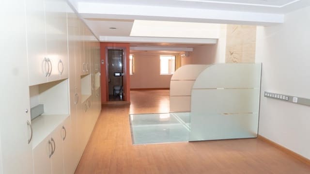 Erhverv til salg i San Cristóbal de La Laguna - € 995.000 (Ref: 9234872)