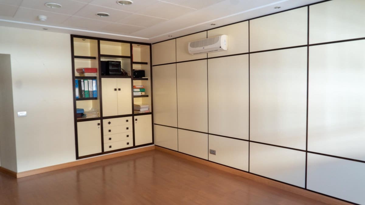 Erhverv til salg i San Cristobal de La Laguna - € 995.000 (Ref: 9234872)