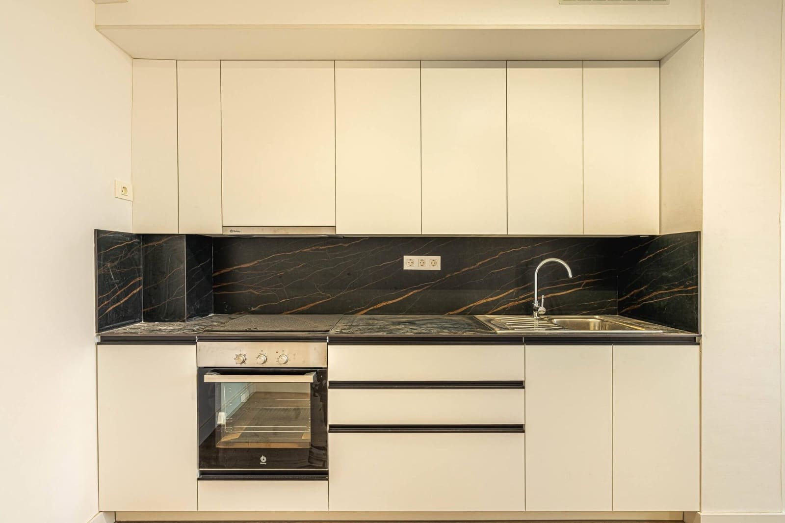 2 soveværelse Penthouse til leje i Guimar - € 1.100 (Ref: 9312751)