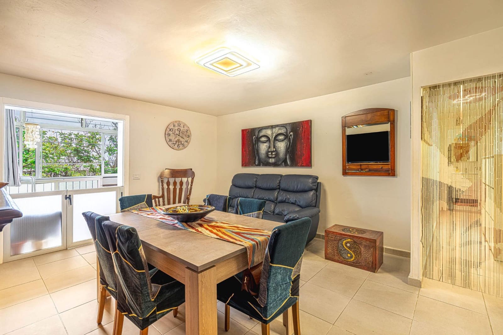 4 bedroom Flat for sale in Santa Cruz de Tenerife - € 195,000 (Ref: 9353502)