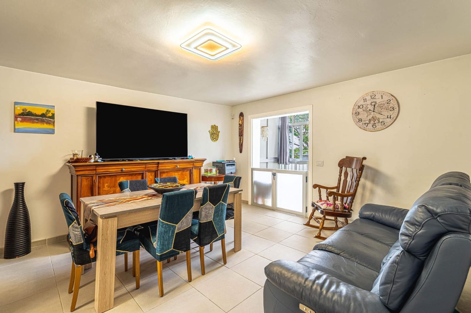 4 bedroom Flat for sale in Santa Cruz de Tenerife - € 195,000 (Ref: 9353502)