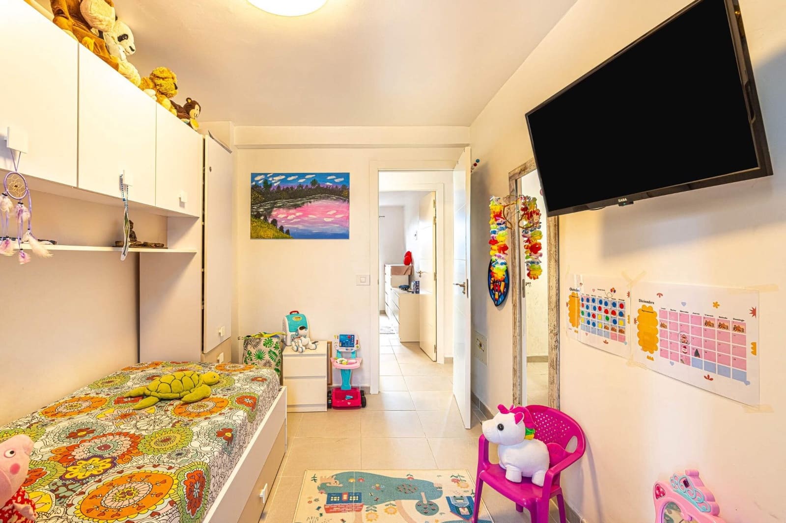 4 bedroom Flat for sale in Santa Cruz de Tenerife - € 195,000 (Ref: 9353502)