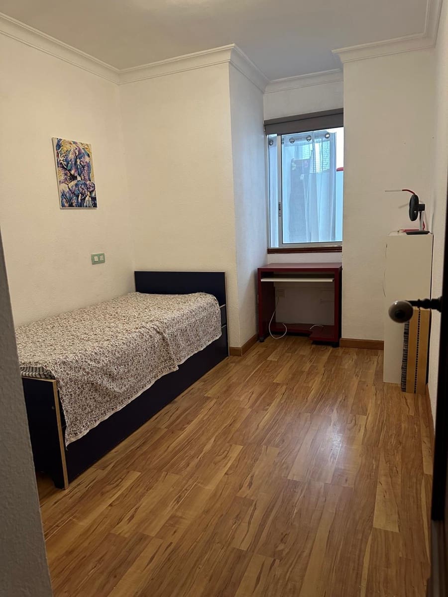 3 bedroom Flat for rent in Tabaiba with pool garage - € 1,500 (Ref: 9388128)