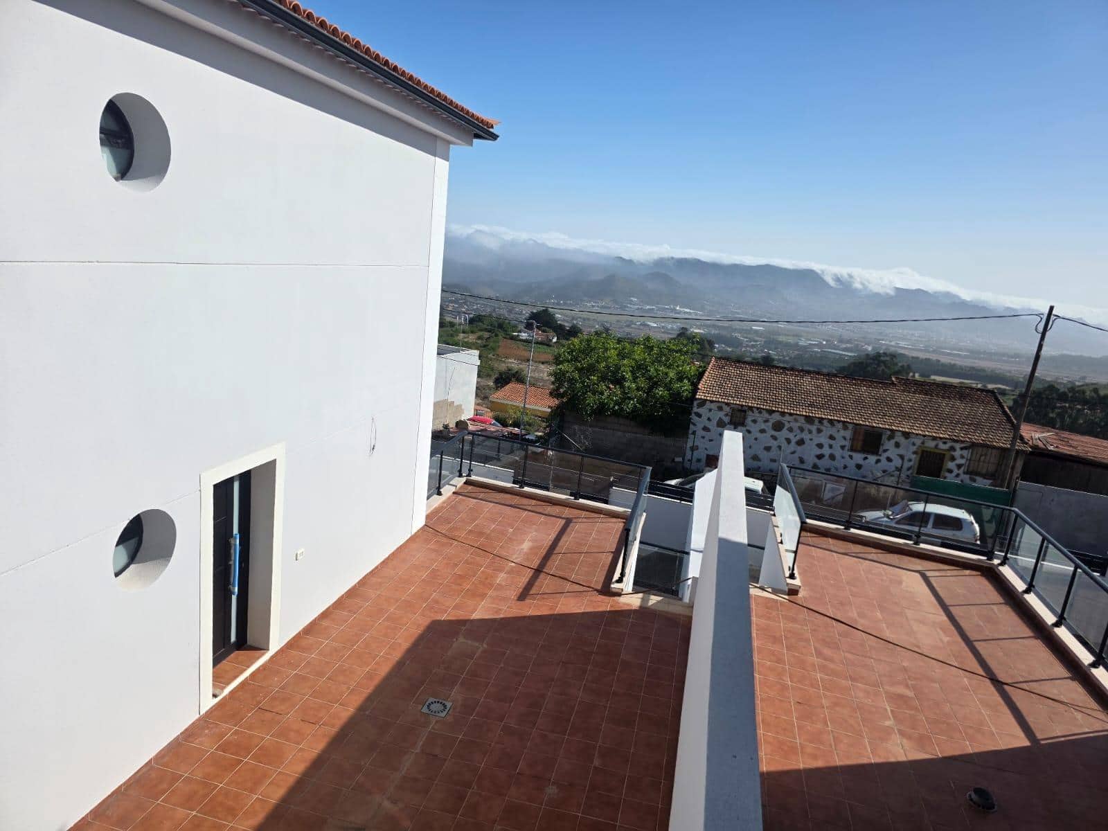 3 sovrum Semi-fristående Villa till salu i San Cristobal de La Laguna med garage - 448 000 € (Ref: 9401821)