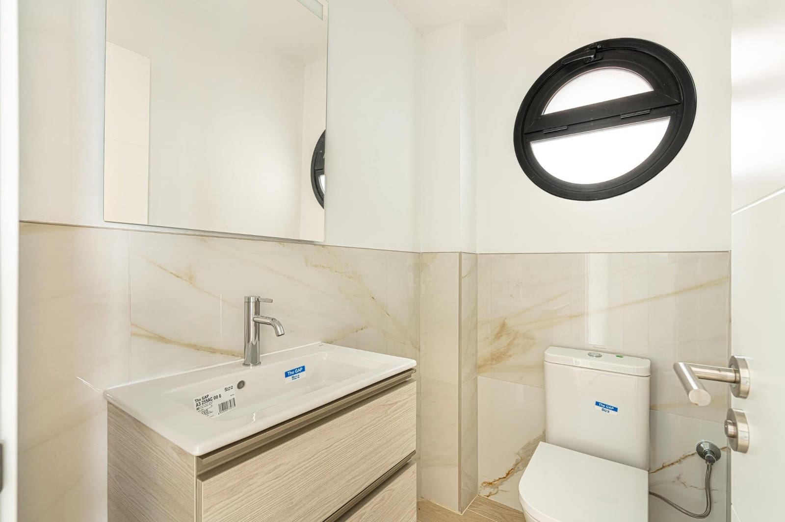 3 sovrum Semi-fristående Villa till salu i San Cristobal de La Laguna med garage - 448 000 € (Ref: 9401821)