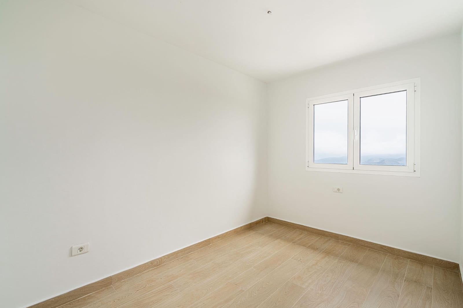 3 sovrum Semi-fristående Villa till salu i San Cristobal de La Laguna med garage - 448 000 € (Ref: 9401821)