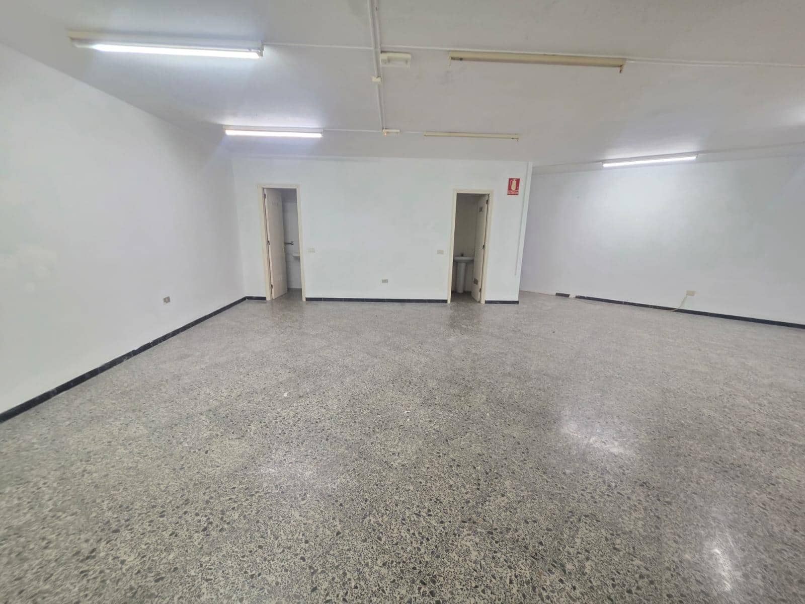 Gewerbe zu vermieten in La Orotava - 1.400 € (Ref: 9413970)