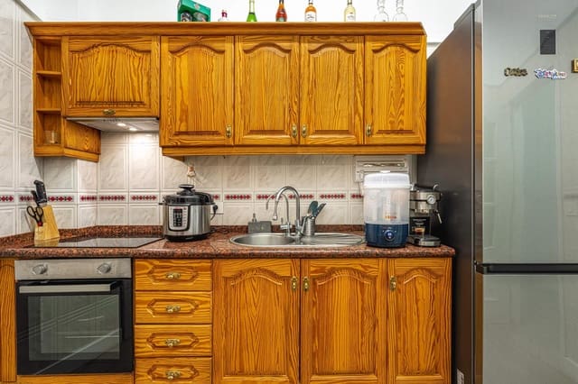 3 soveværelse Lejlighed til salg i Taco, San Cristóbal de La Laguna - € 159.800 (Ref: 9449594)