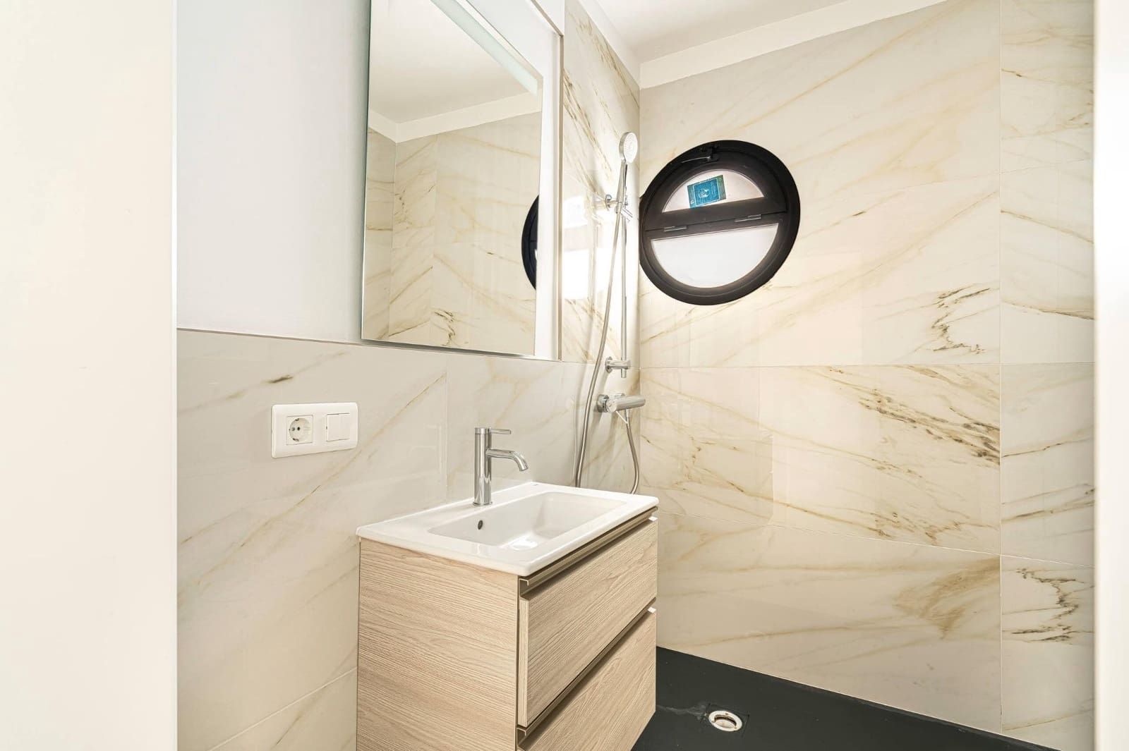 Pareado de 3 habitaciones en San Cristóbal de La Laguna en venta con garaje - 419.000 € (Ref: 9502682)