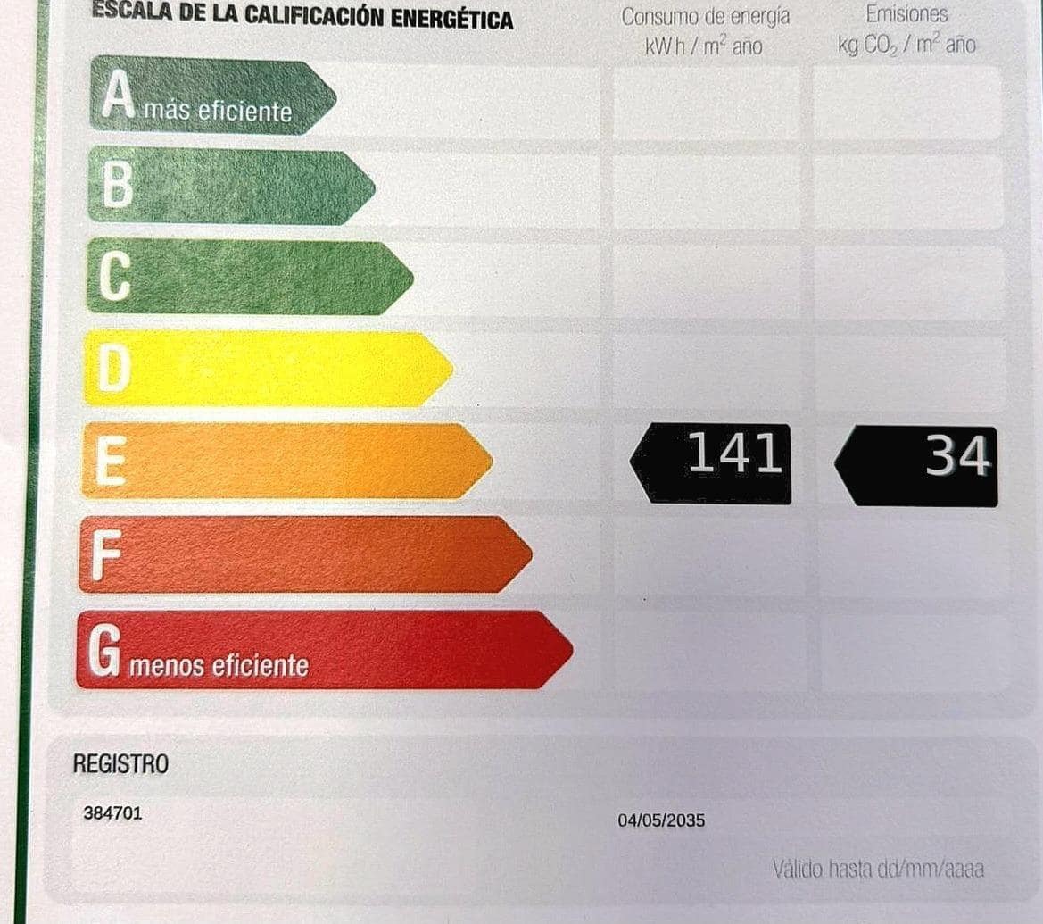 3 makuuhuone Paritalo myytävänä paikassa San Cristobal de La Laguna mukana 
autotalli - 419 000 € (Ref: 9502682)
