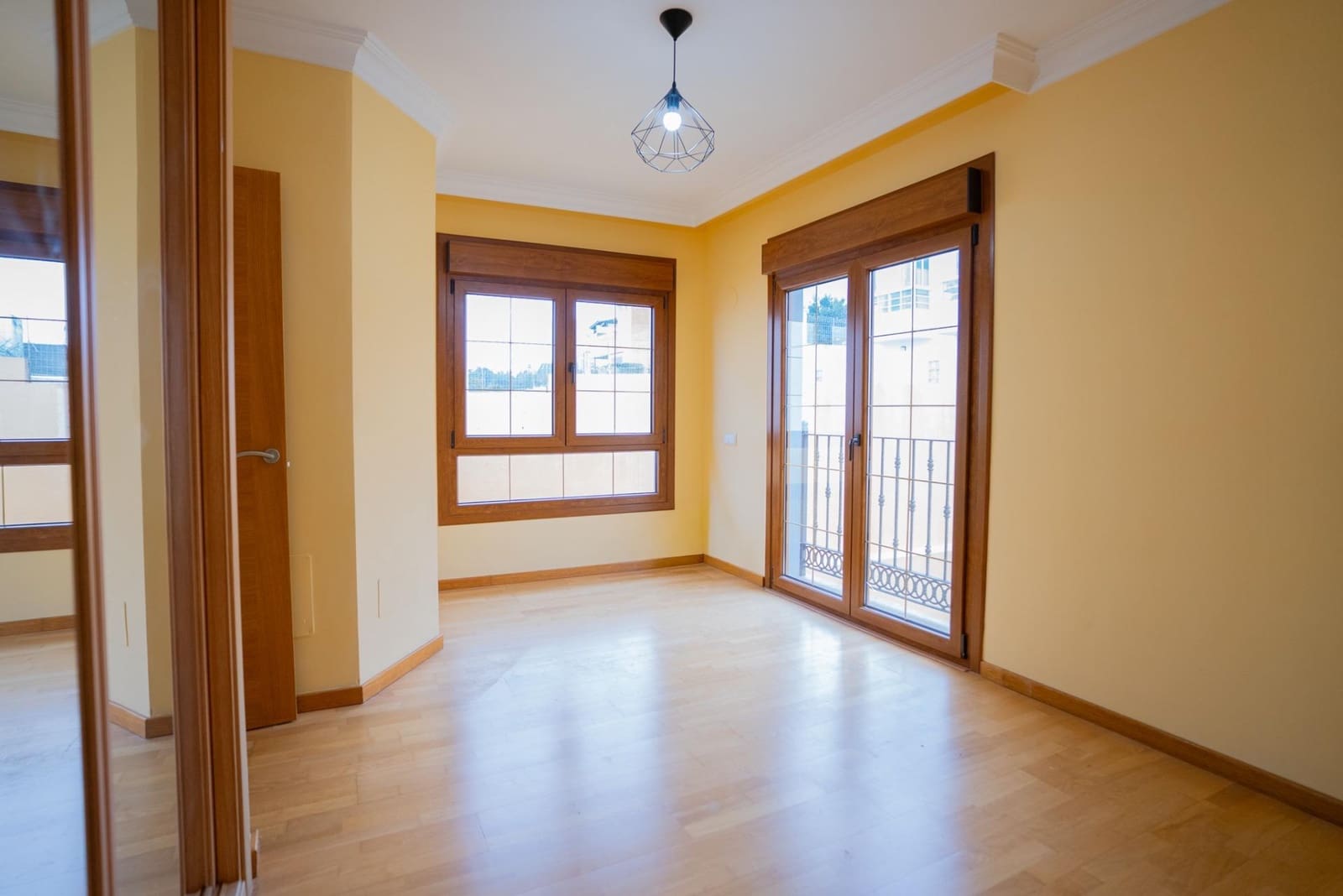 Adosado de 2 habitaciones en Tacoronte en venta con garaje - 295.000 € (Ref: 9524493)