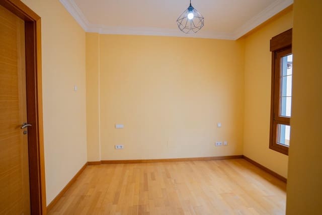 Adosado de 2 habitaciones en Tacoronte en venta con garaje - 295.000 € (Ref: 9524493)