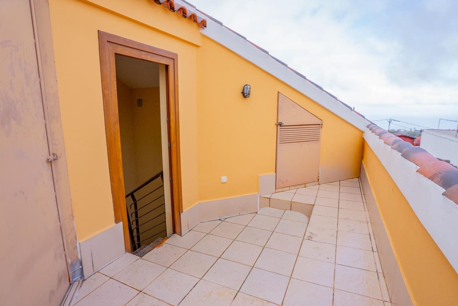 Adosado de 2 habitaciones en Tacoronte en venta con garaje - 295.000 € (Ref: 9524493)