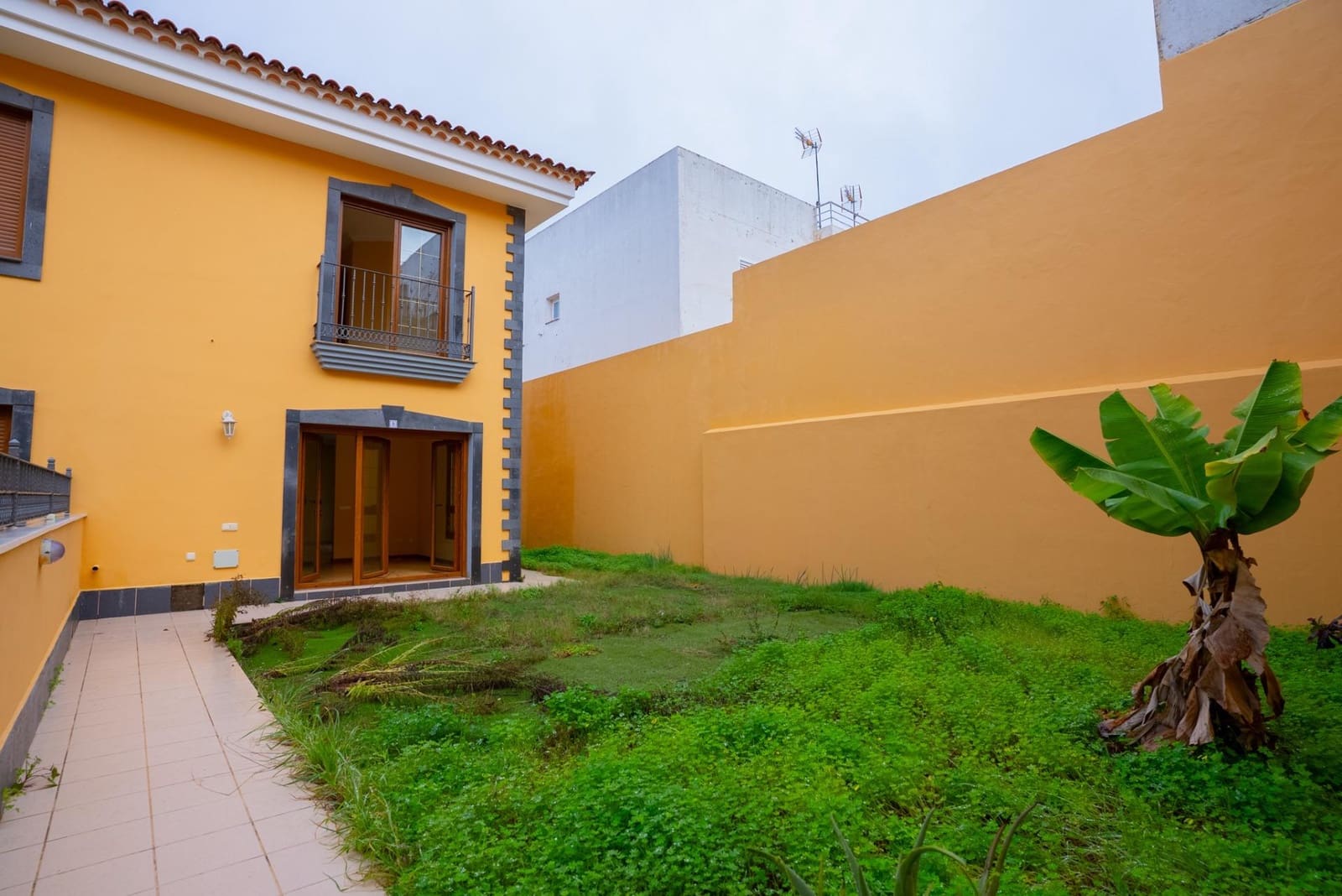 Adosado de 2 habitaciones en Tacoronte en venta con garaje - 295.000 € (Ref: 9524493)