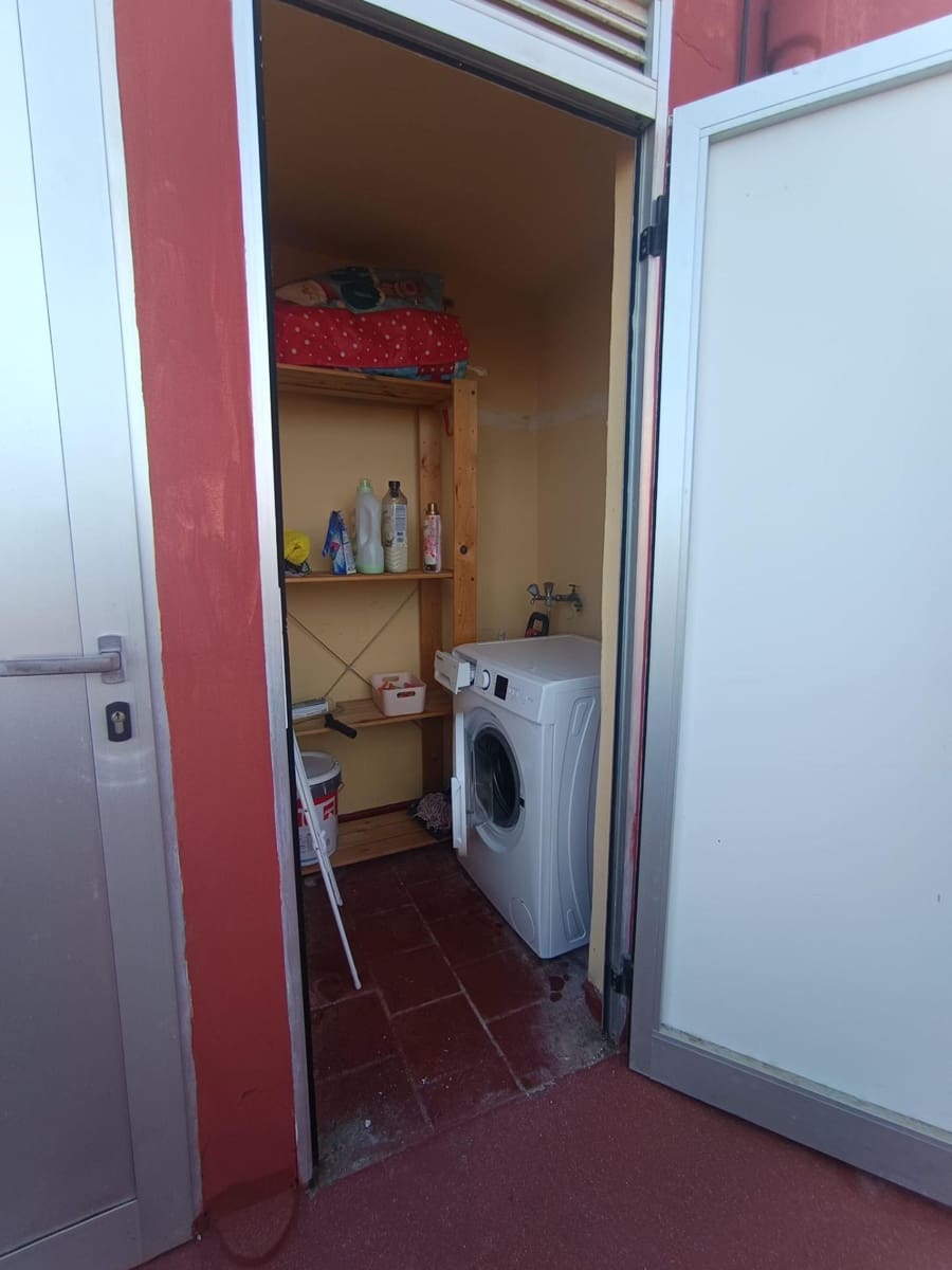 2 bedroom Flat for sale in Santa Cruz de Tenerife - € 199,000 (Ref: 9704973)