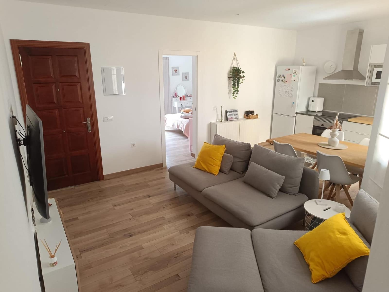 2 bedroom Flat for sale in Santa Cruz de Tenerife - € 199,000 (Ref: 9704973)