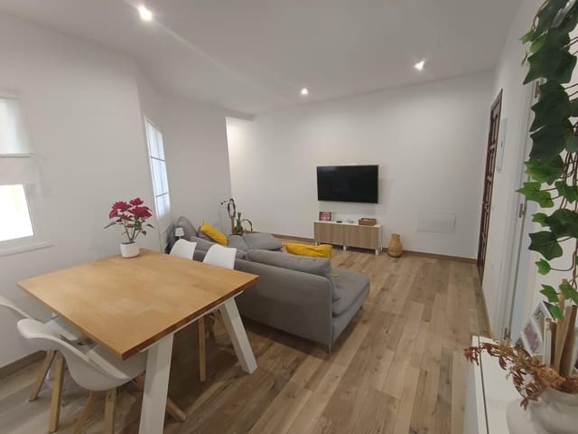 Piso de 2 habitaciones en La Salud, Santa Cruz de Tenerife en venta - 199.000 € (Ref: 9704973)