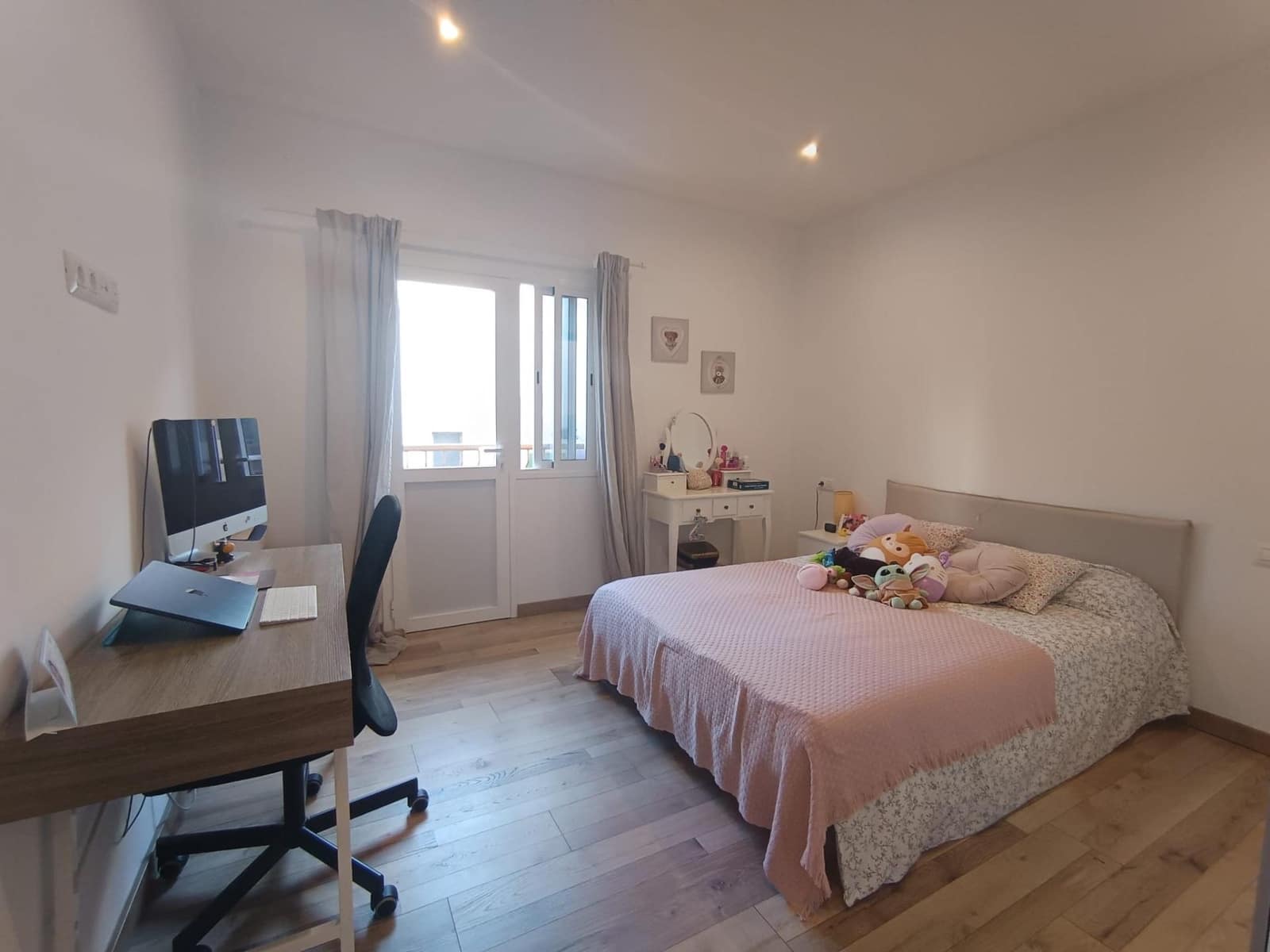 2 bedroom Flat for sale in Santa Cruz de Tenerife - € 199,000 (Ref: 9704973)