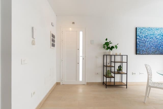 3 Zimmer Doppelhaus zu verkaufen in San Cristóbal de La Laguna mit Garage - 419.000 € (Ref: 9739006)