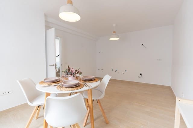 3 Zimmer Doppelhaus zu verkaufen in San Cristóbal de La Laguna mit Garage - 419.000 € (Ref: 9739006)