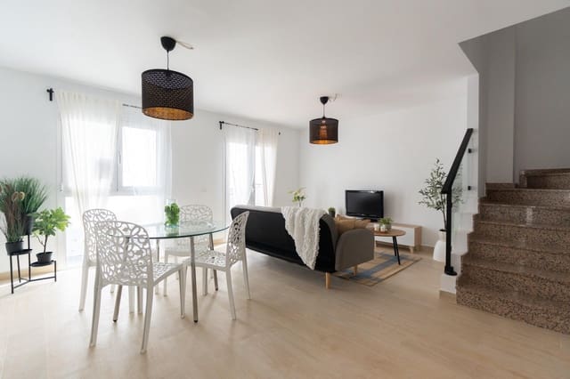 3 chambre Villa/Maison Semi-Mitoyenne à vendre à San Cristóbal de La Laguna avec garage - 419 000 € (Ref: 9739006)