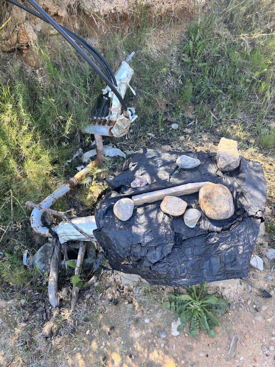 Mark till salu i Flix - 8 000 € (Ref: 10057931)