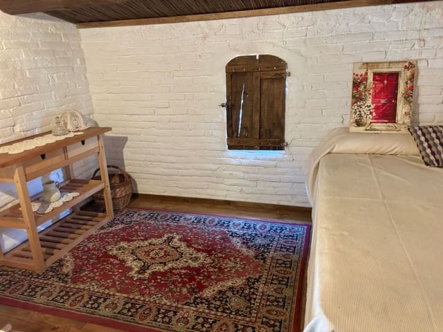 Landgrundstück zu verkaufen in Ginestar - 58.000 € (Ref: 10094027)
