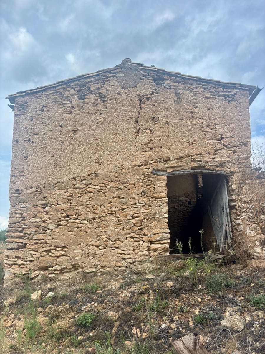 Mark till salu i La Serra d'Almos - 49 000 € (Ref: 10184131)