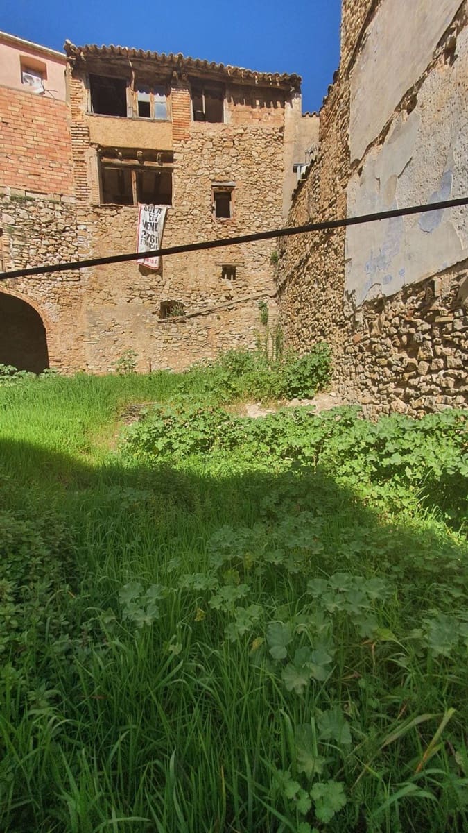 Finca/Casa Rural de 4 habitaciones en Tivissa en venta con garaje - 39.000 € (Ref: 6739031)