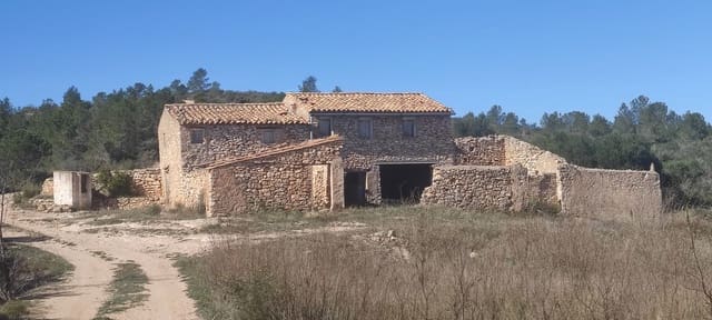 4 soveværelse Finca/Landehus til salg i Benifallet med garage - € 85.000 (Ref: 8149258)