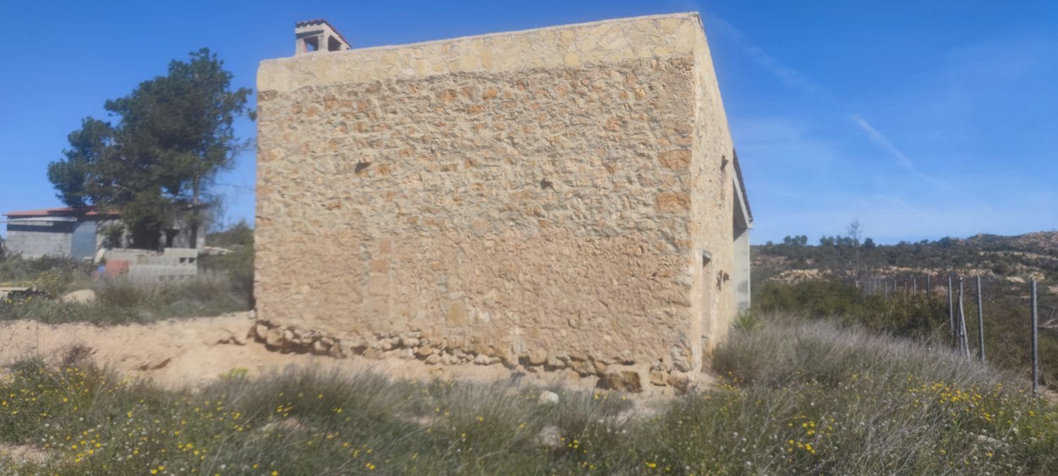 1 soveværelse Finca/Landehus til salg i Flix med garage - € 34.000 (Ref: 8247276)