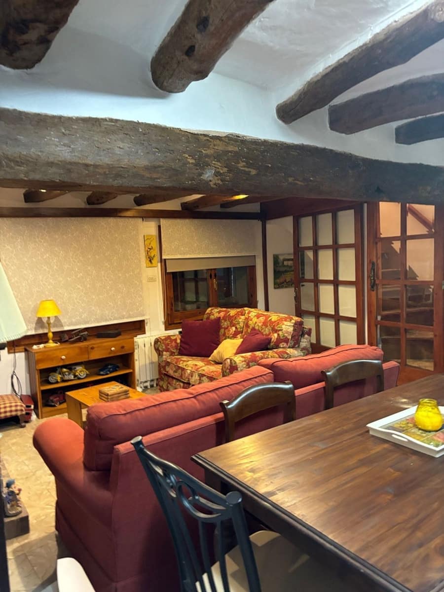 2 sypialnia Finka/Dom wiejski na sprzedaż w Tivissa z garażem - 199 000 € (Ref: 8638200)