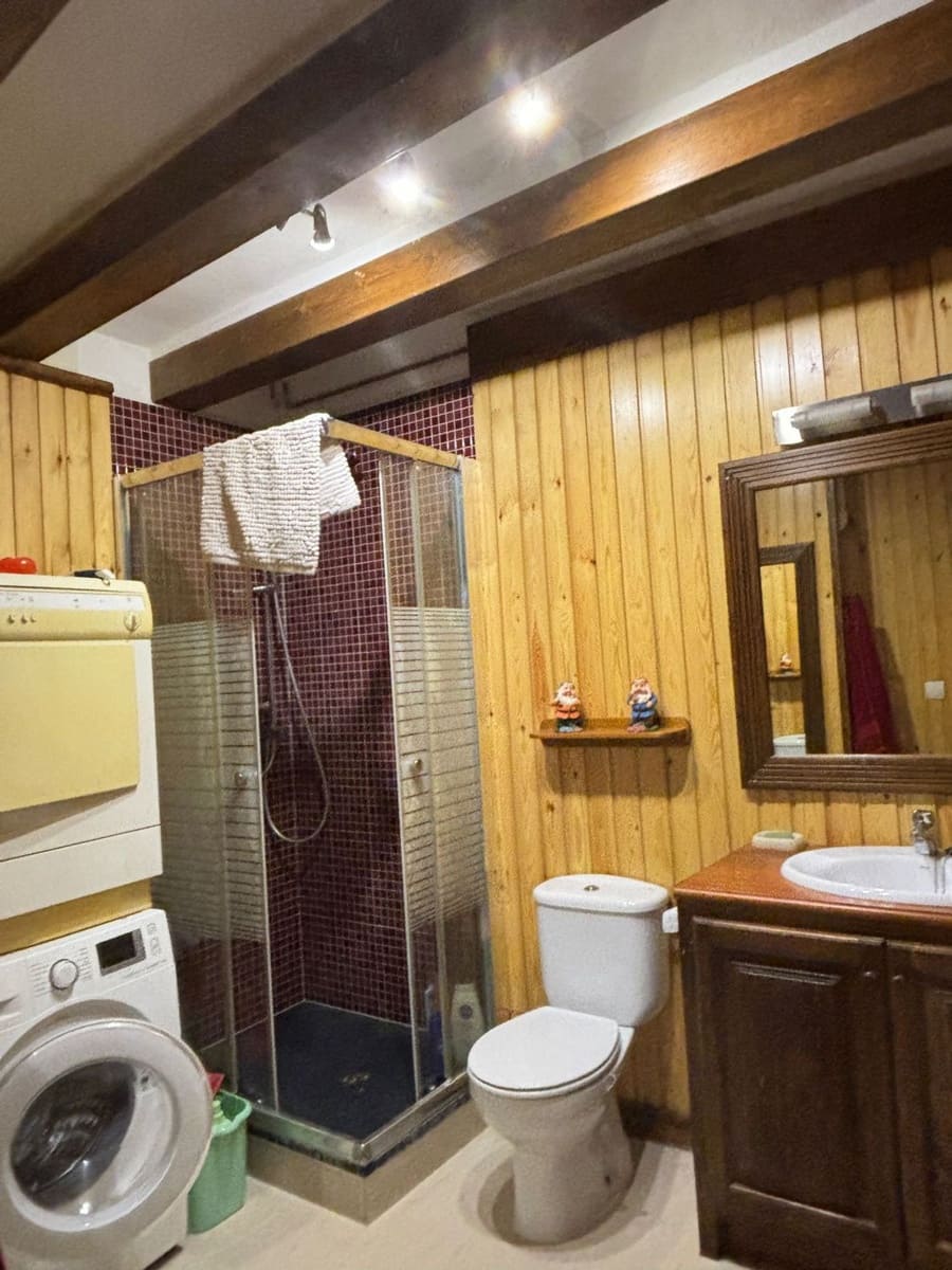 2 sypialnia Finka/Dom wiejski na sprzedaż w Tivissa z garażem - 199 000 € (Ref: 8638200)