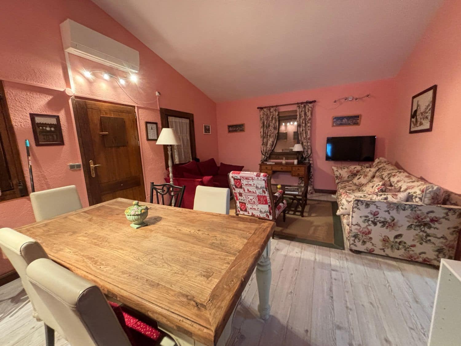 2 sypialnia Finka/Dom wiejski na sprzedaż w Tivissa z garażem - 199 000 € (Ref: 8638200)