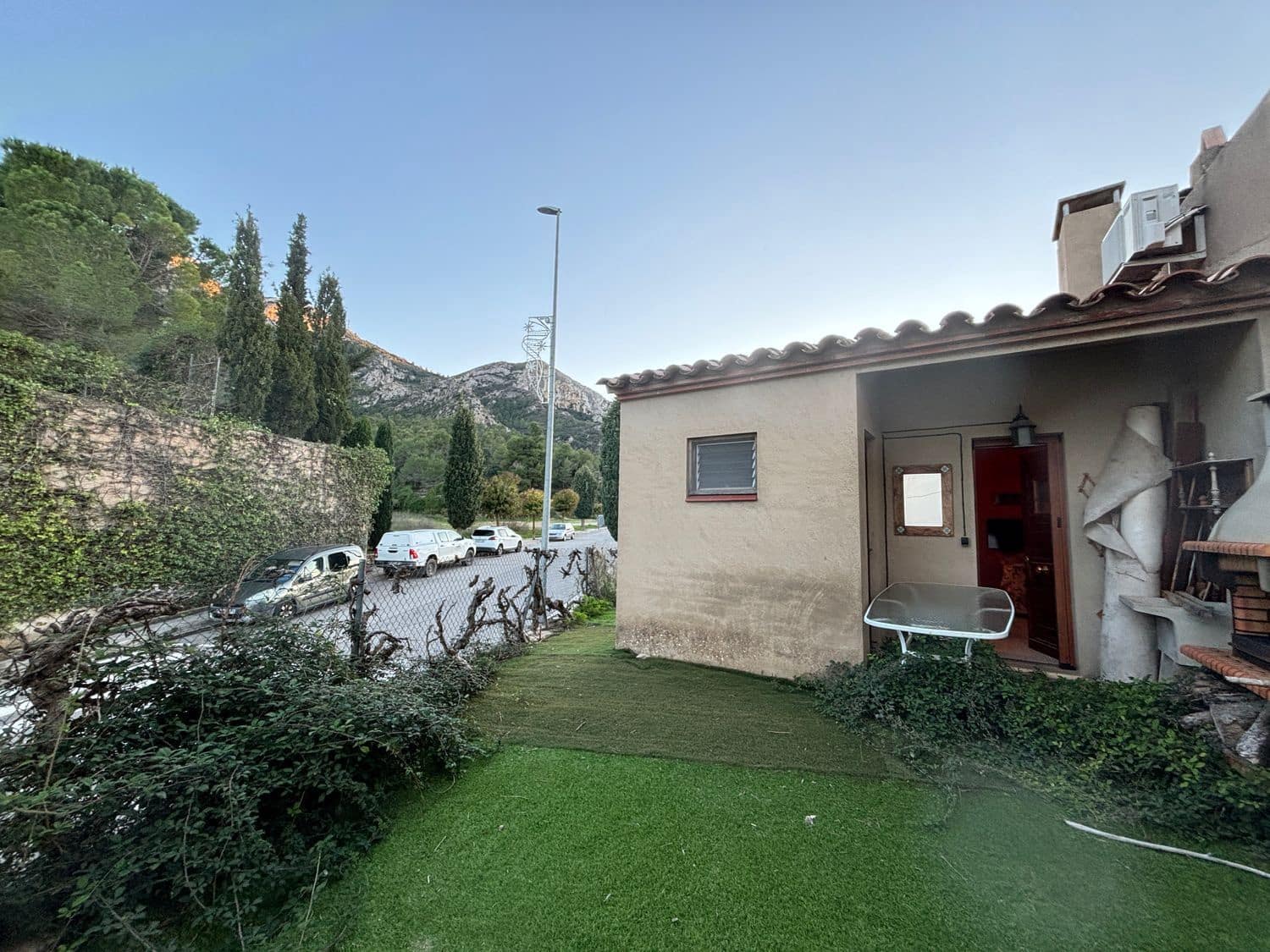 2 sypialnia Finka/Dom wiejski na sprzedaż w Tivissa z garażem - 199 000 € (Ref: 8638200)