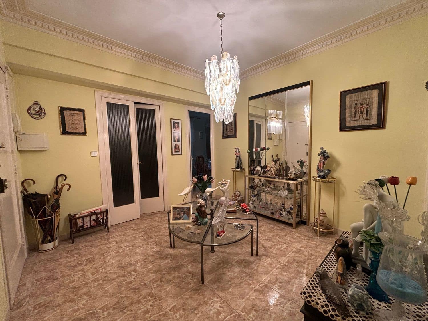 Apartamento de 4 habitaciones en Flix en venta con garaje - 99.000 € (Ref: 8640727)