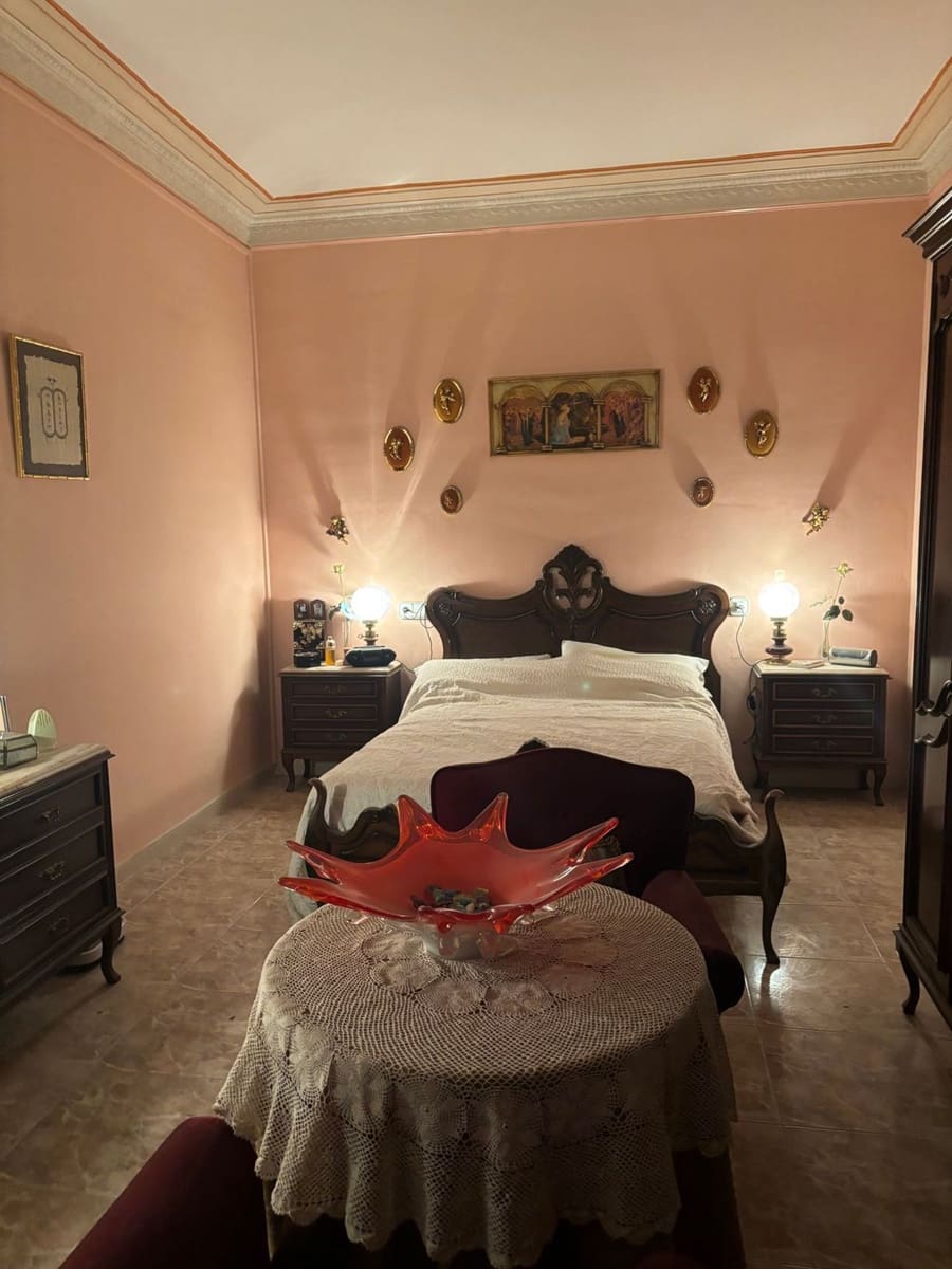 Apartamento de 4 habitaciones en Flix en venta con garaje - 99.000 € (Ref: 8640727)