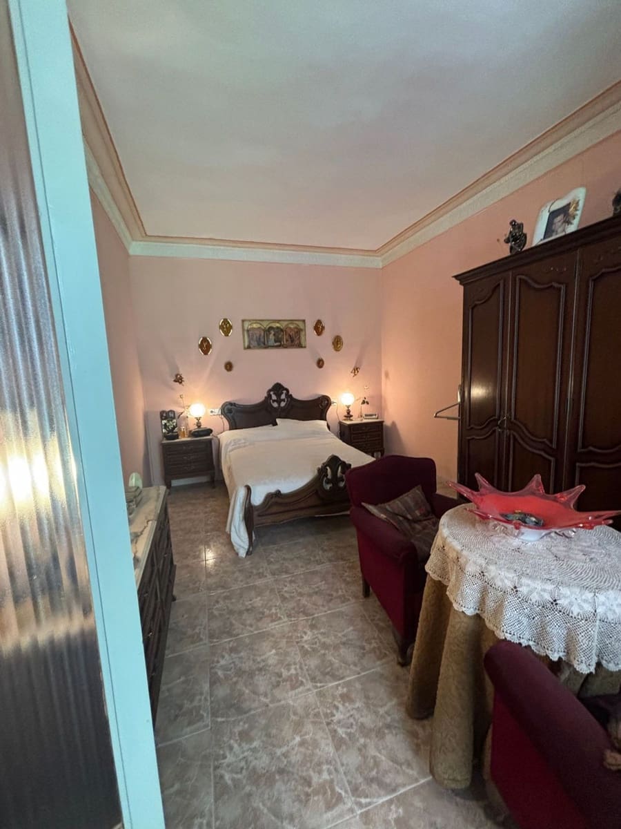 Apartamento de 4 habitaciones en Flix en venta con garaje - 99.000 € (Ref: 8640727)