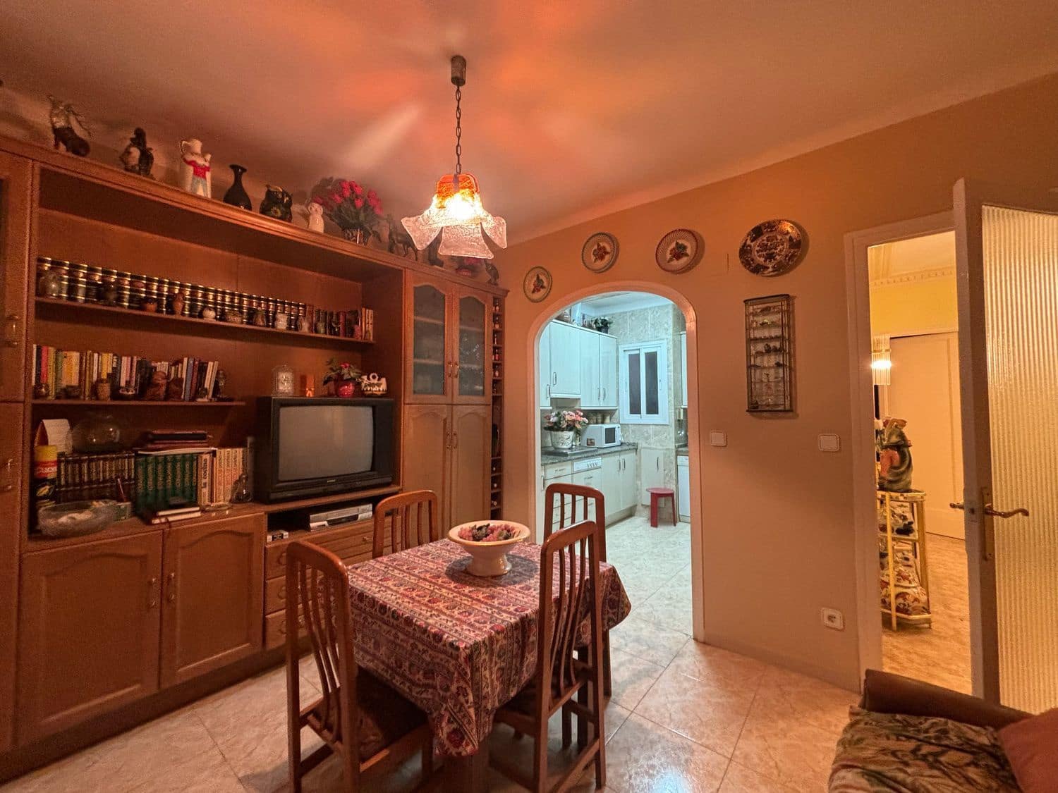 Apartamento de 4 habitaciones en Flix en venta con garaje - 99.000 € (Ref: 8640727)