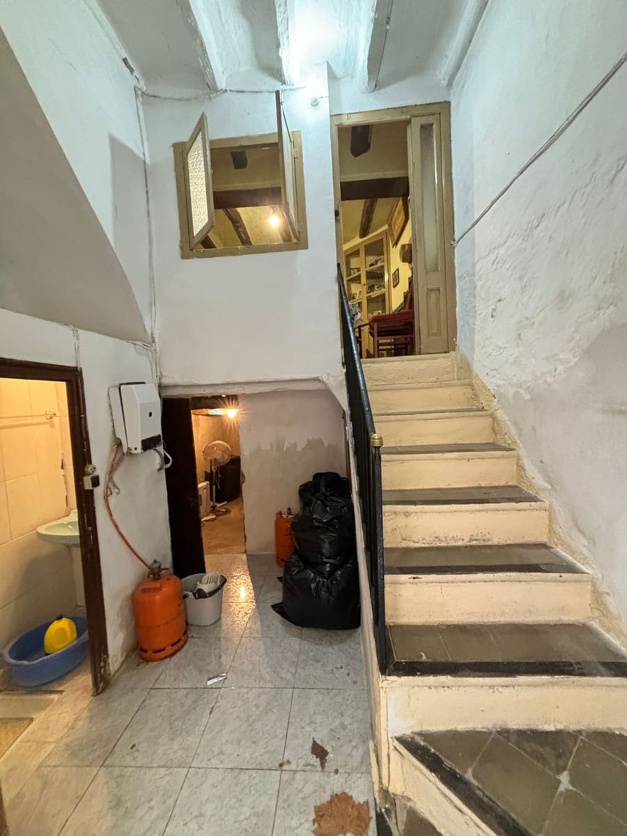 3 slaapkamer Finca/Landhuis te koop in Tivissa met garage - € 26.000 (Ref: 8679473)