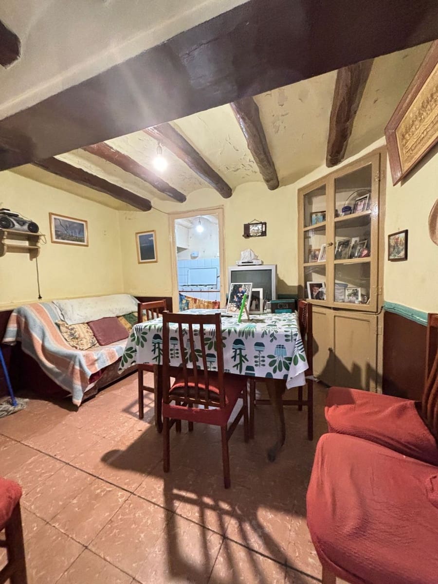 3 slaapkamer Finca/Landhuis te koop in Tivissa met garage - € 26.000 (Ref: 8679473)