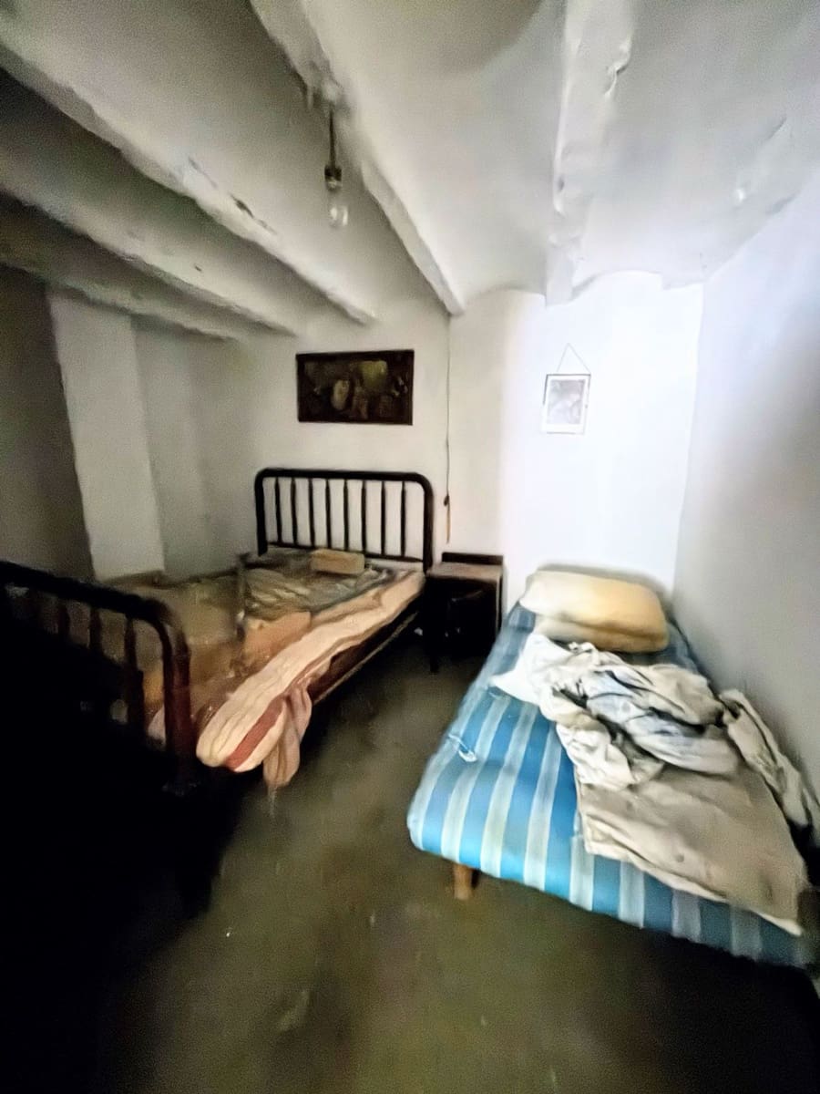 3 slaapkamer Finca/Landhuis te koop in Tivissa met garage - € 26.000 (Ref: 8679473)