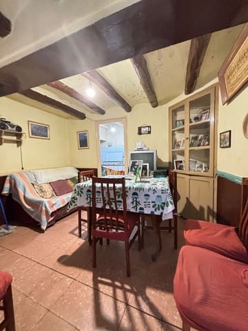 3 slaapkamer Finca/Landhuis te koop in Tivissa met garage - € 26.000 (Ref: 8679473)