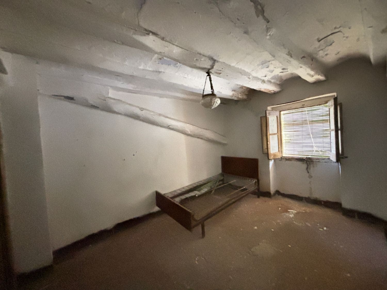 3 slaapkamer Finca/Landhuis te koop in Tivissa met garage - € 26.000 (Ref: 8679473)