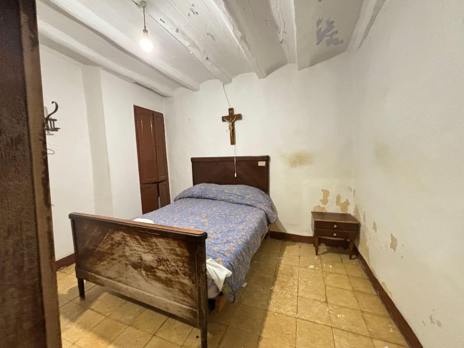 3 slaapkamer Finca/Landhuis te koop in Tivissa met garage - € 26.000 (Ref: 8679473)