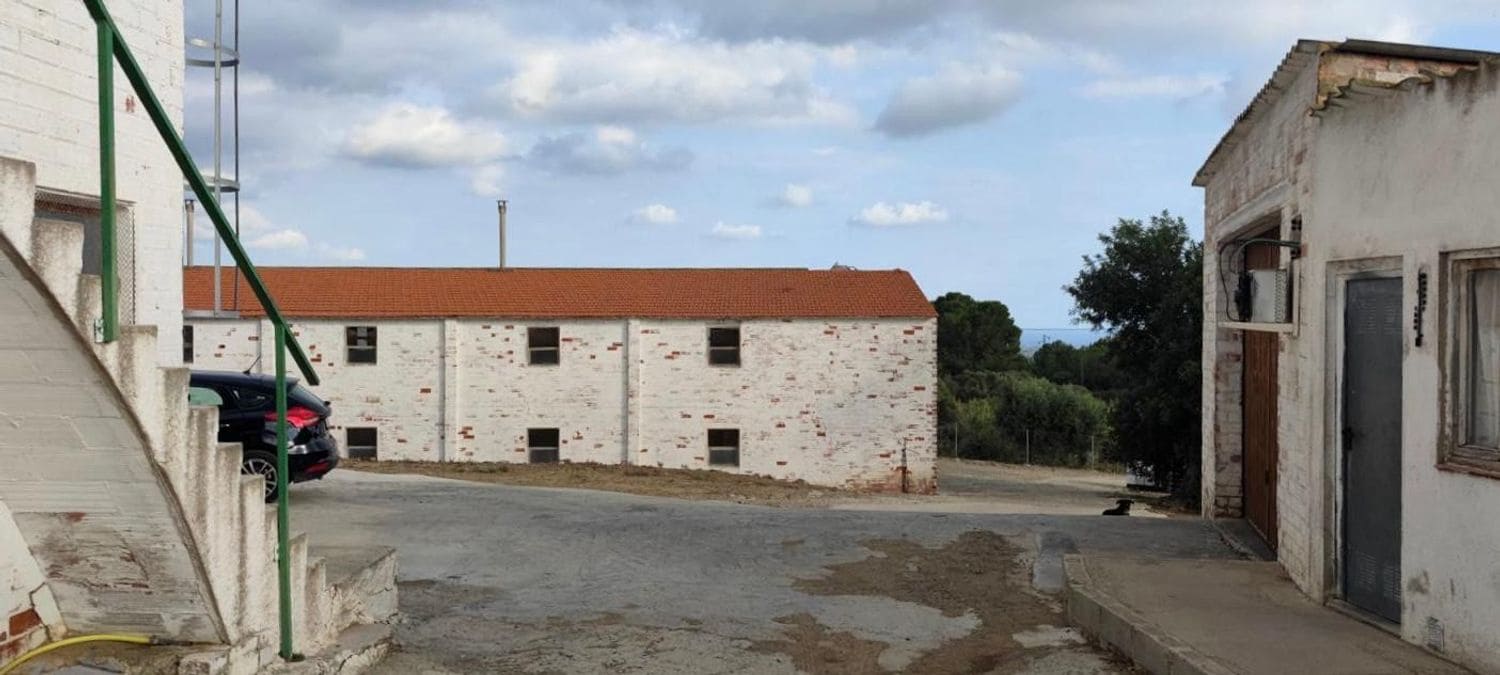 Grunde uden byggetilladelser til salg i Riudecanyes - € 280.000 (Ref: 8755134)